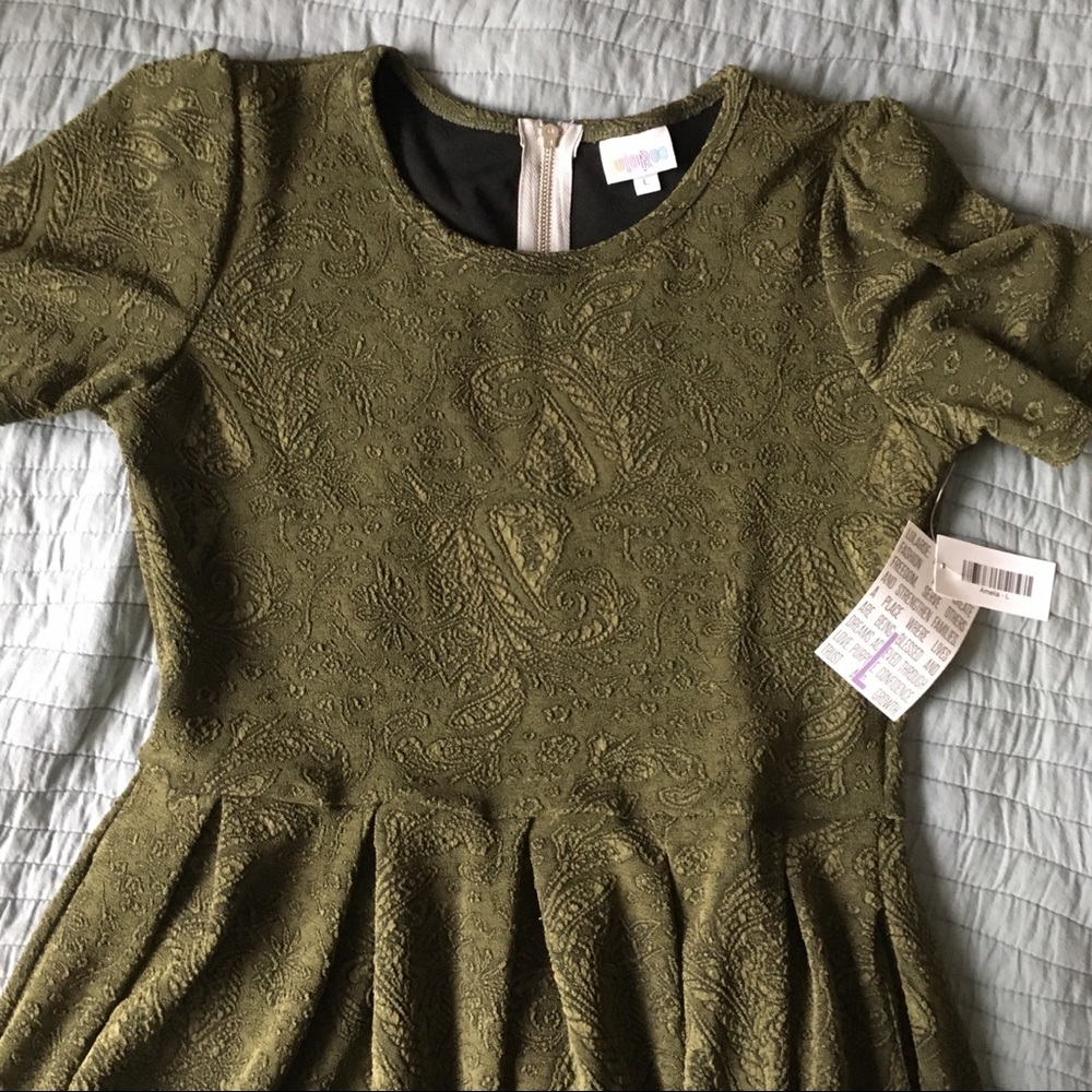 Lularoe Amelia - green brocade